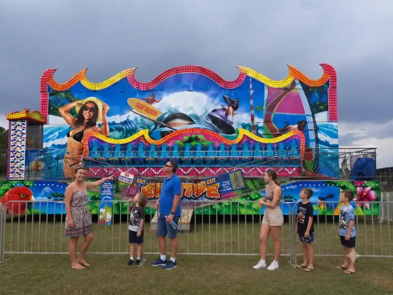 Fifth-generation Mobile Amusements family business